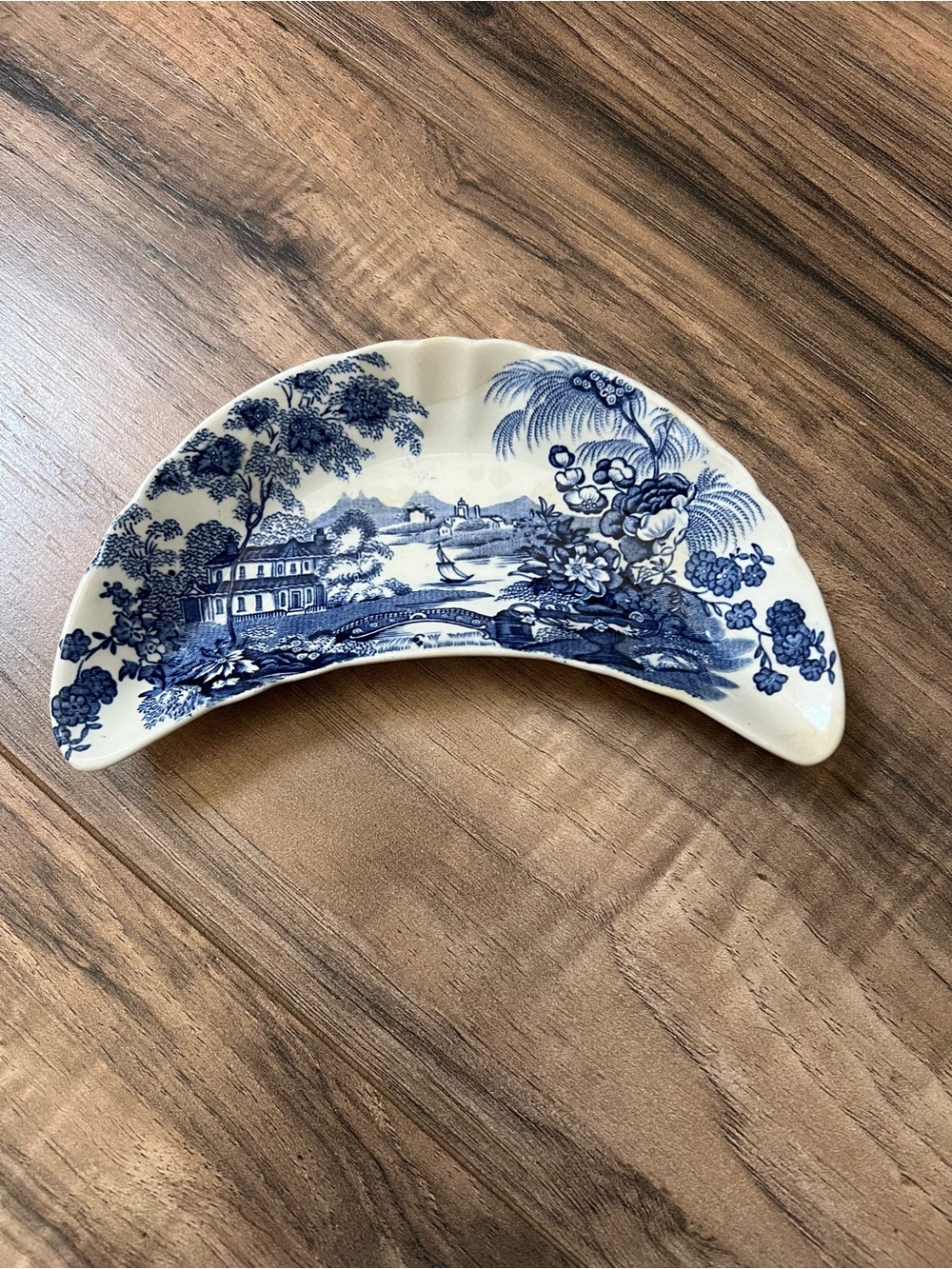Royal Staffordshire “Tonquin” Bone Dish